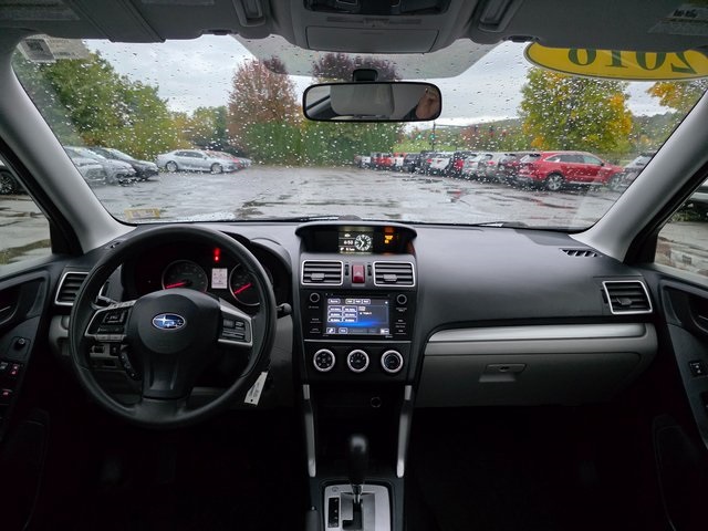 2016 Subaru Forester 2.5i photo 12