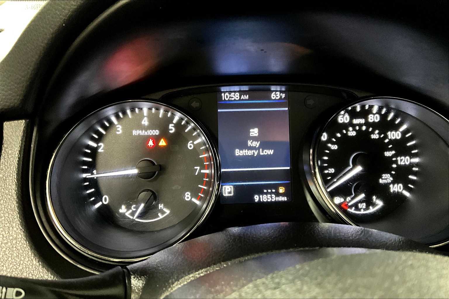 2019 Nissan Rogue SV photo 23