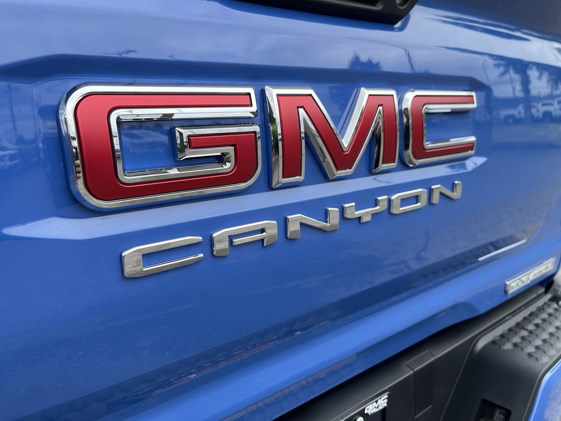 2025 Gmc Canyon Elevation photo 30