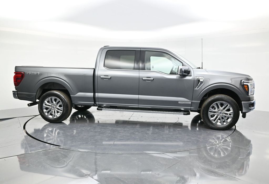 2025 Ford F-150 Lariat photo 3