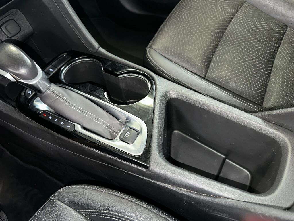 2021 Buick Encore GX Essence Sport photo 14