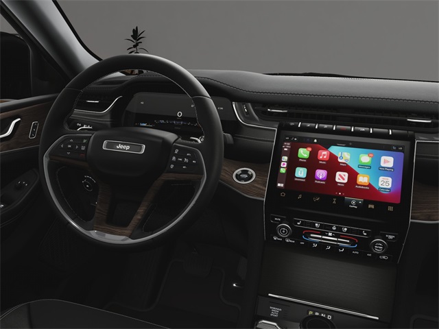 2025 Jeep Grand Cherokee Limited photo 18