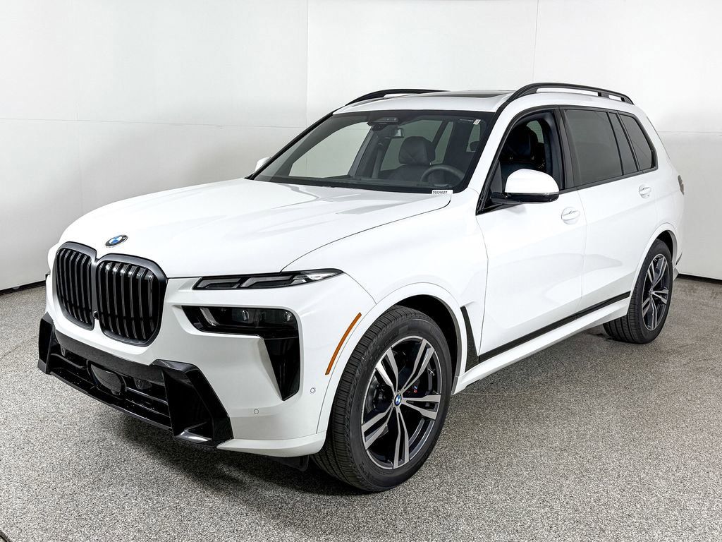 2026 BMW X7 40i's photo