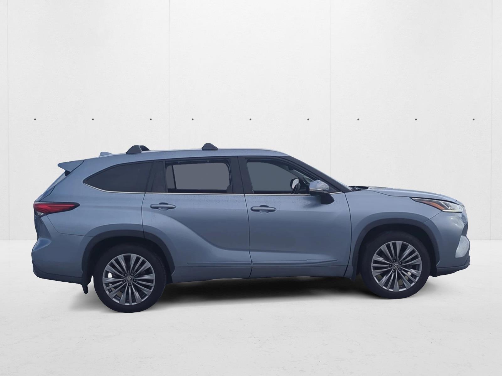 2021 Toyota Highlander Platinum photo 4