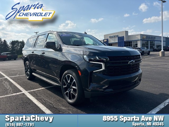 2023 Chevrolet Suburban RST's photo