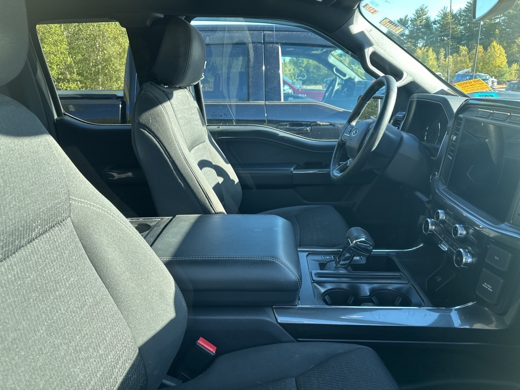 2023 Ford F-150 XLT photo 4