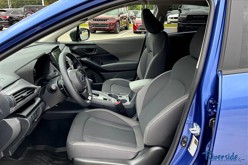 2025 Subaru Crosstrek Premium photo 8