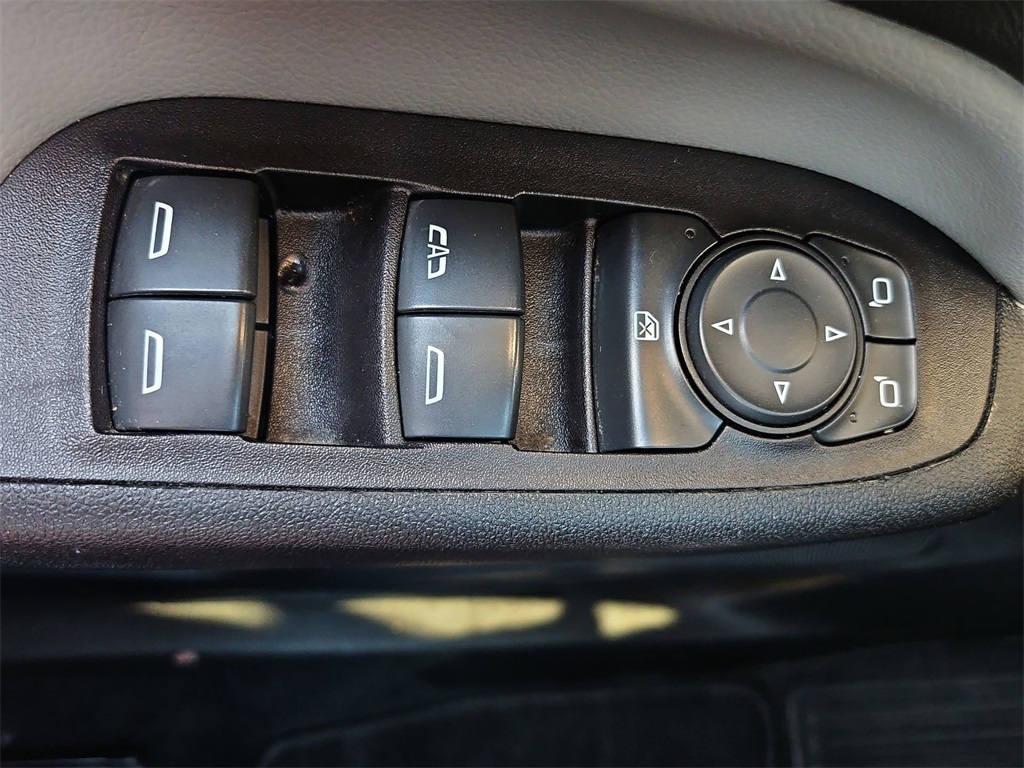 2022 Chevrolet Equinox LS photo 24