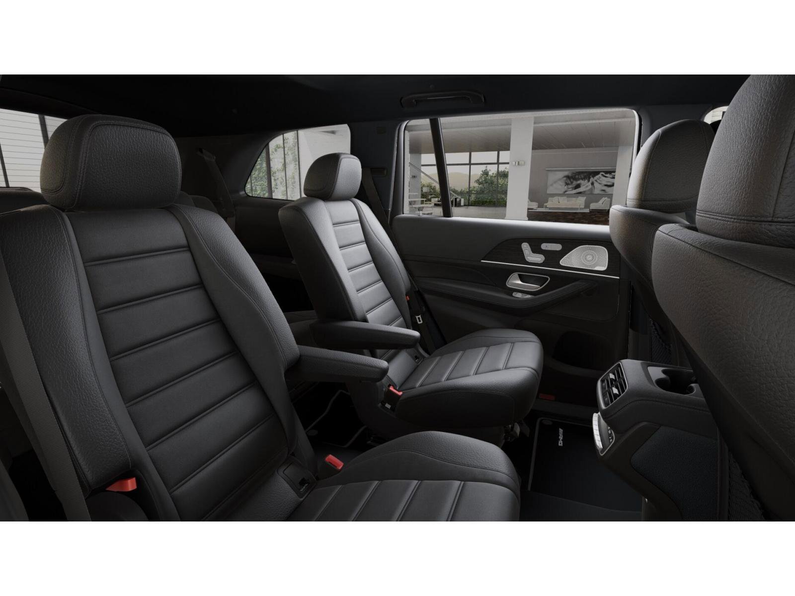 2026 Mercedes Benz GLS 450 4MATIC photo 5