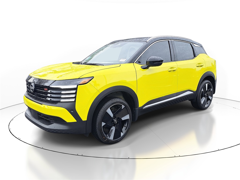 2026 Nissan Kicks SR photo 3