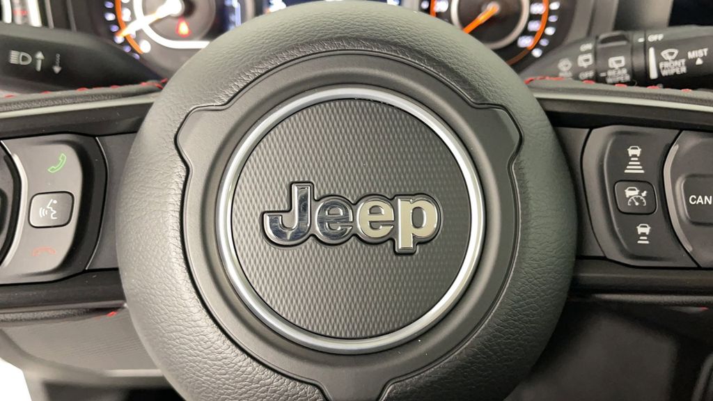 2025 Jeep Wrangler Rubicon photo 26