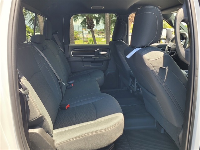 2025 Ram 3500 Big Horn photo 11