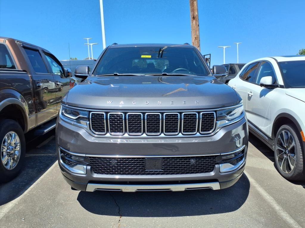 2022 Jeep Wagoneer Series III photo 2