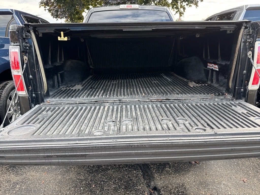 2014 Ford F-150 XLT photo 17