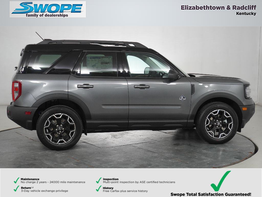 2025 Ford Bronco Sport Outer Banks photo 2