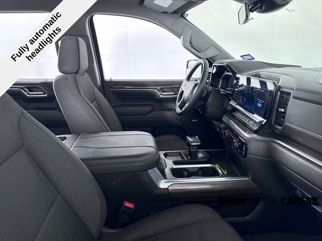 2024 Chevrolet Silverado 1500 RST photo 19