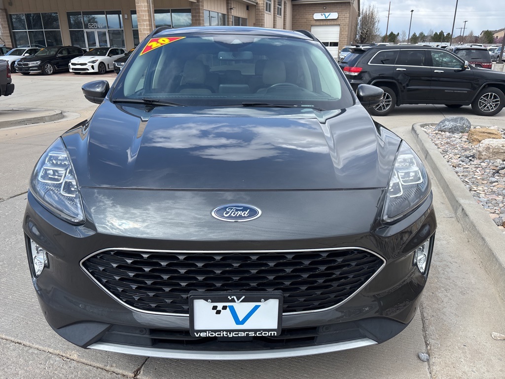2020 Ford Escape Titanium photo 2
