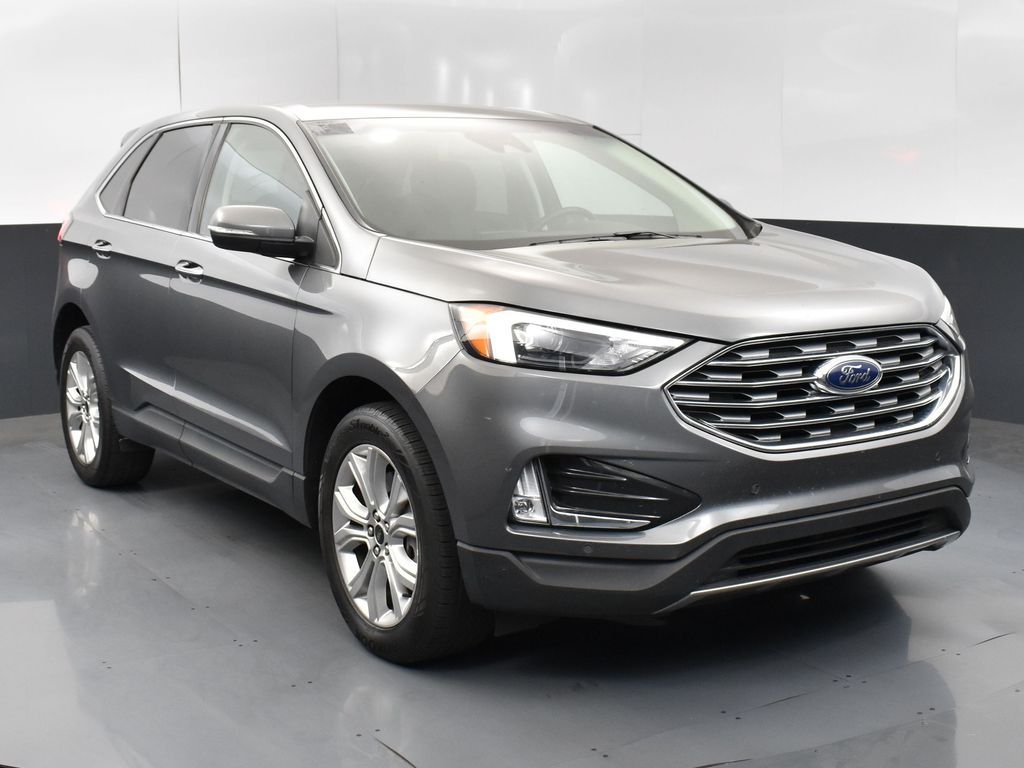 2024 Ford Edge Titanium's photo