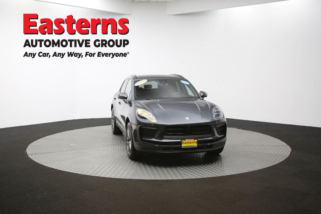 2024 Porsche Macan Base photo 43