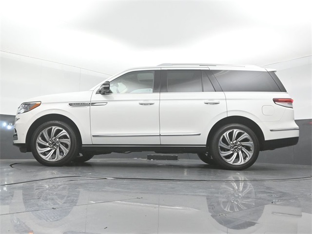 2023 LINCOLN NAVIGATOR - Image 40