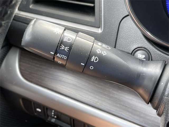 2015 Subaru Legacy 2.5i photo 23