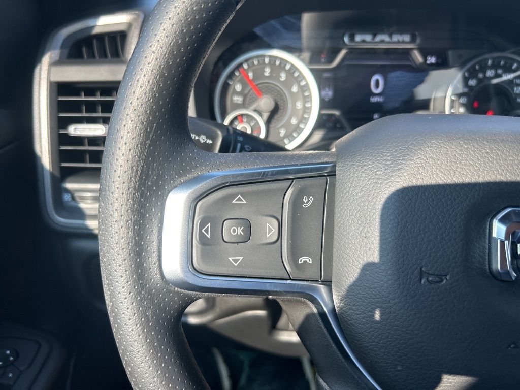 2026 Ram 1500 Tradesman photo 17