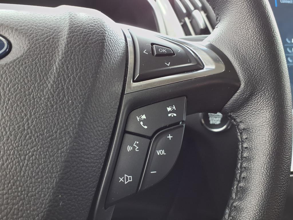 2024 Ford Edge SEL photo 18
