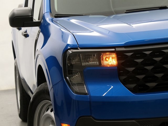 2025 Ford Maverick XL photo 4