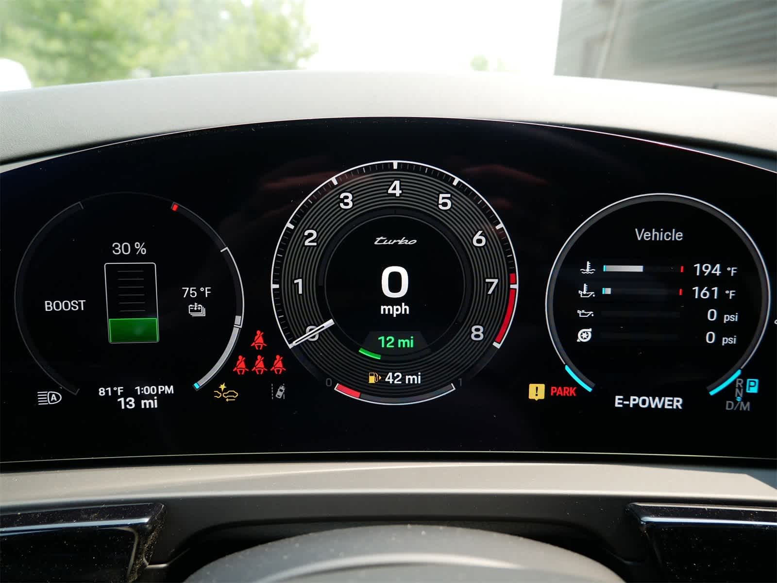 2025 Porsche Cayenne Turbo E-Hybrid photo 12