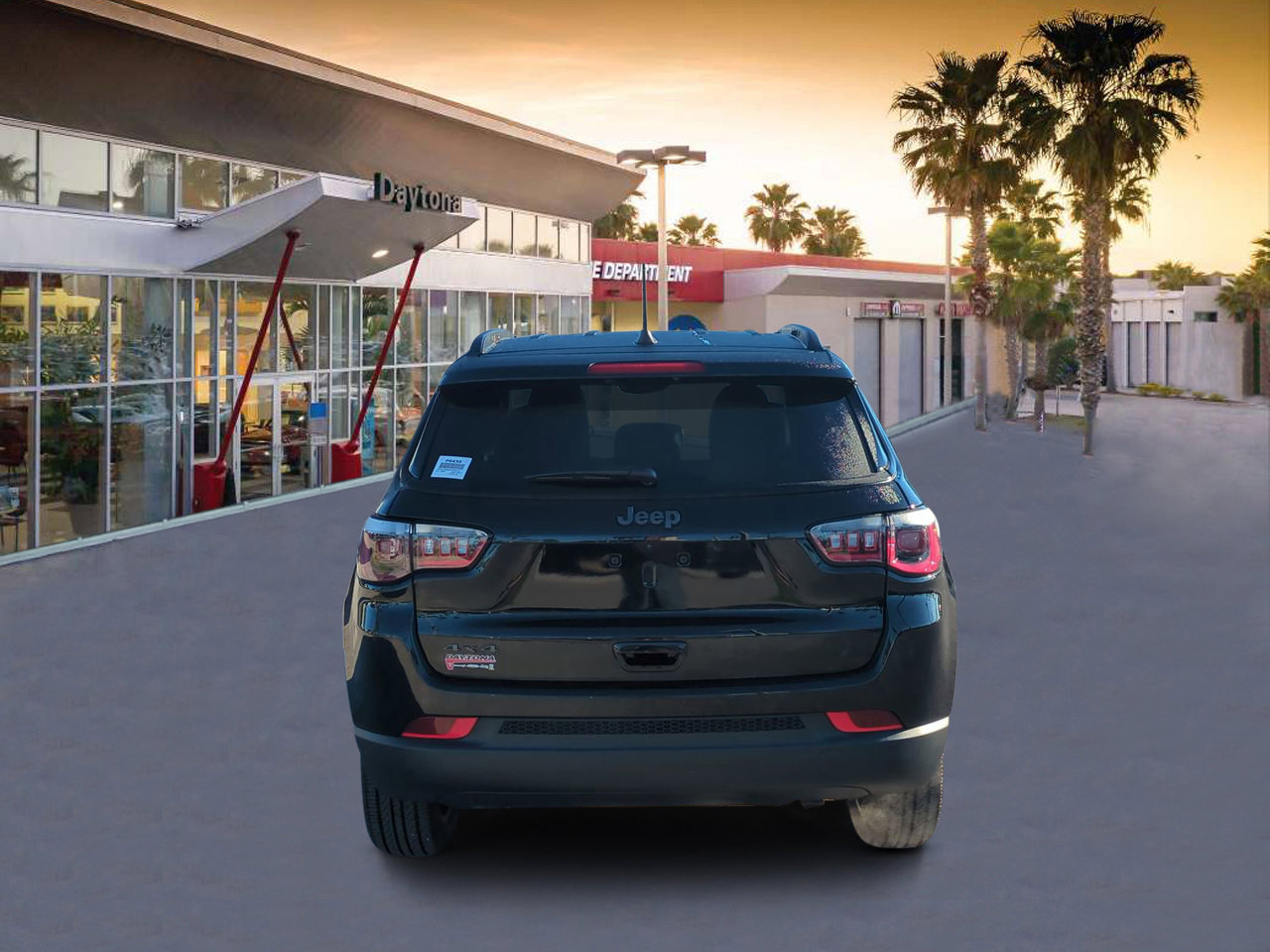 2025 Jeep Compass Latitude photo 4