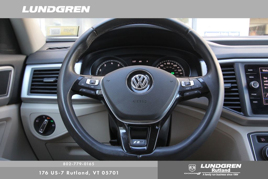 2019 Volkswagen Atlas V6 SE R-Line photo 4