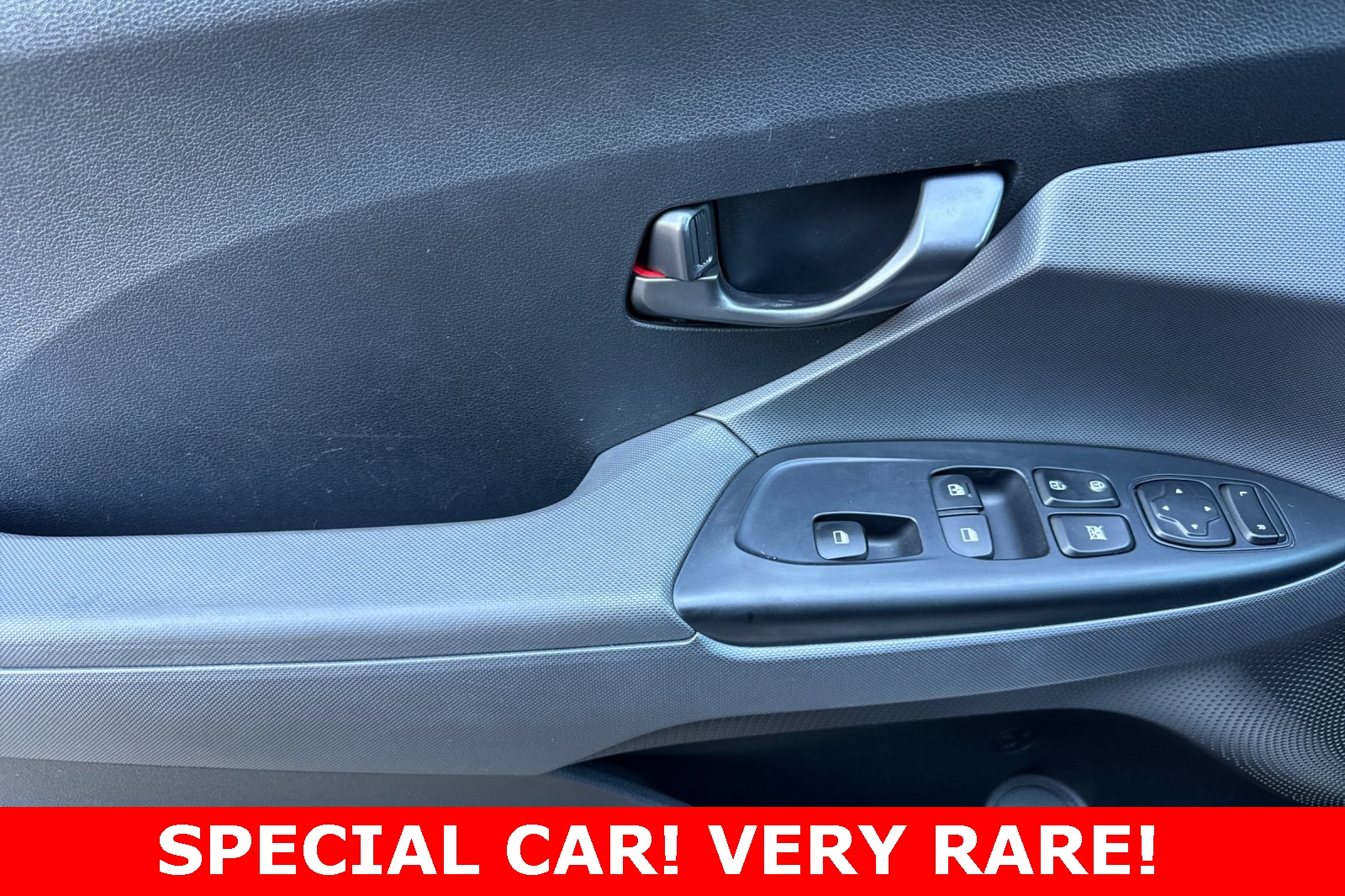 2020 Hyundai Veloster N photo 26
