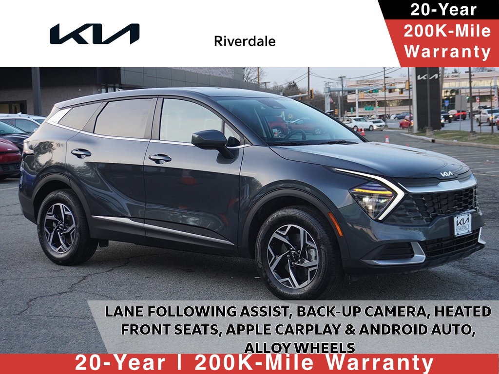 2025 Kia Sportage LX's photo