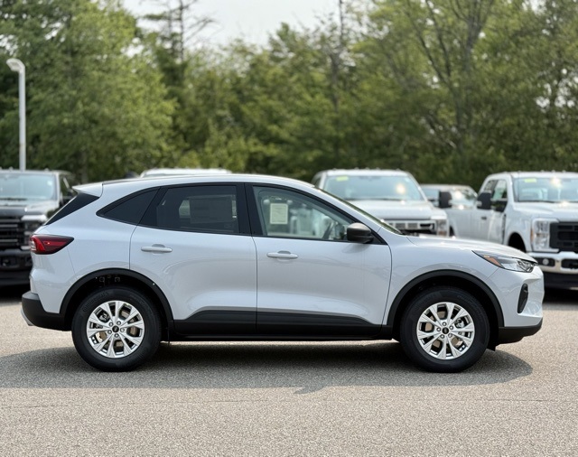2025 Ford Escape Active photo 2