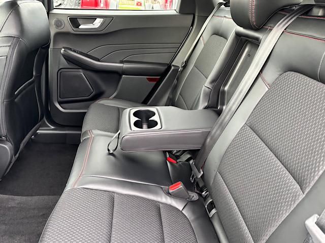 2025 Ford Escape ST-Line Select photo 20