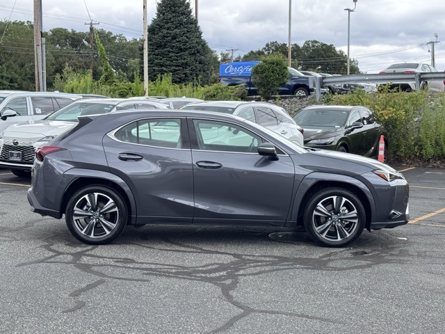 2025 Lexus UX Premium photo 7