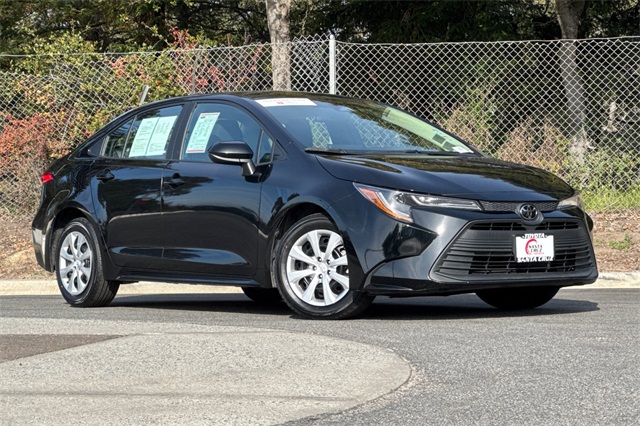 Certified 2023 Toyota Corolla LE with VIN 5YFB4MDE3PP006143 for sale in Northfield, Minnesota