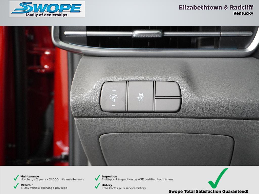 2025 Hyundai Elantra SEL Convenience photo 18