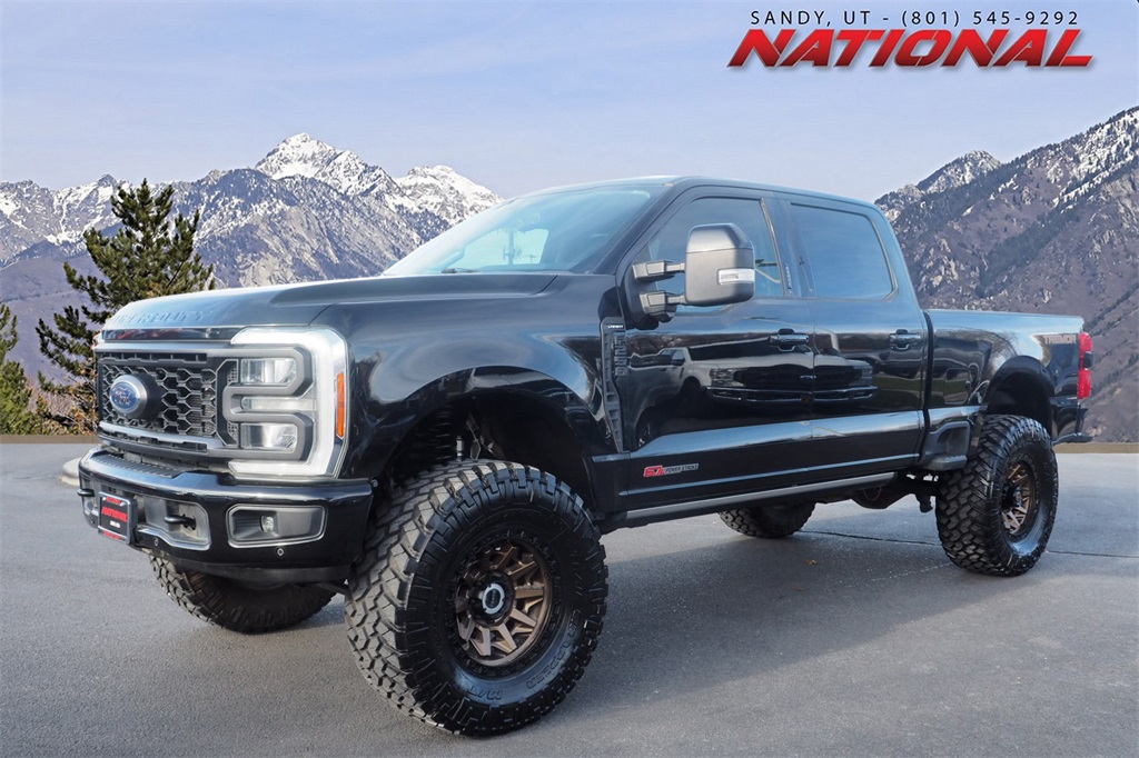 2023 Ford F-250 Base's photo