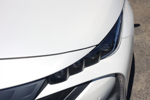 2021 Toyota Prius Prime Limited photo 8