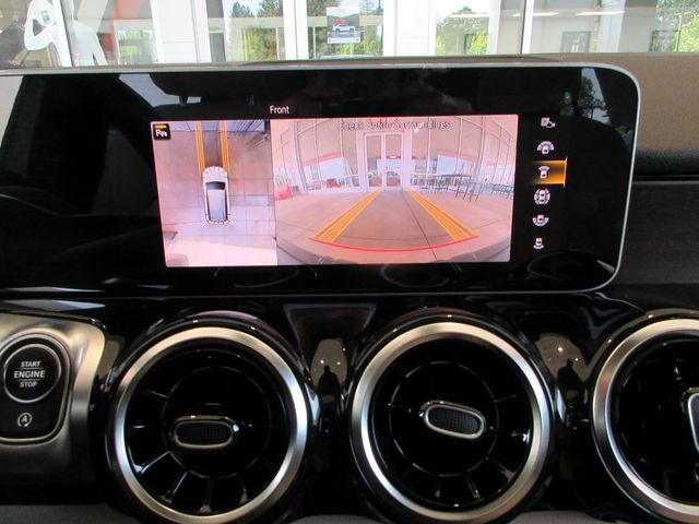 2021 Mercedes Benz GLB 250 4MATIC photo 9