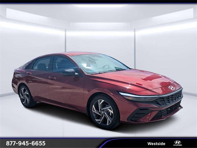 2025 Hyundai Elantra SEL's photo