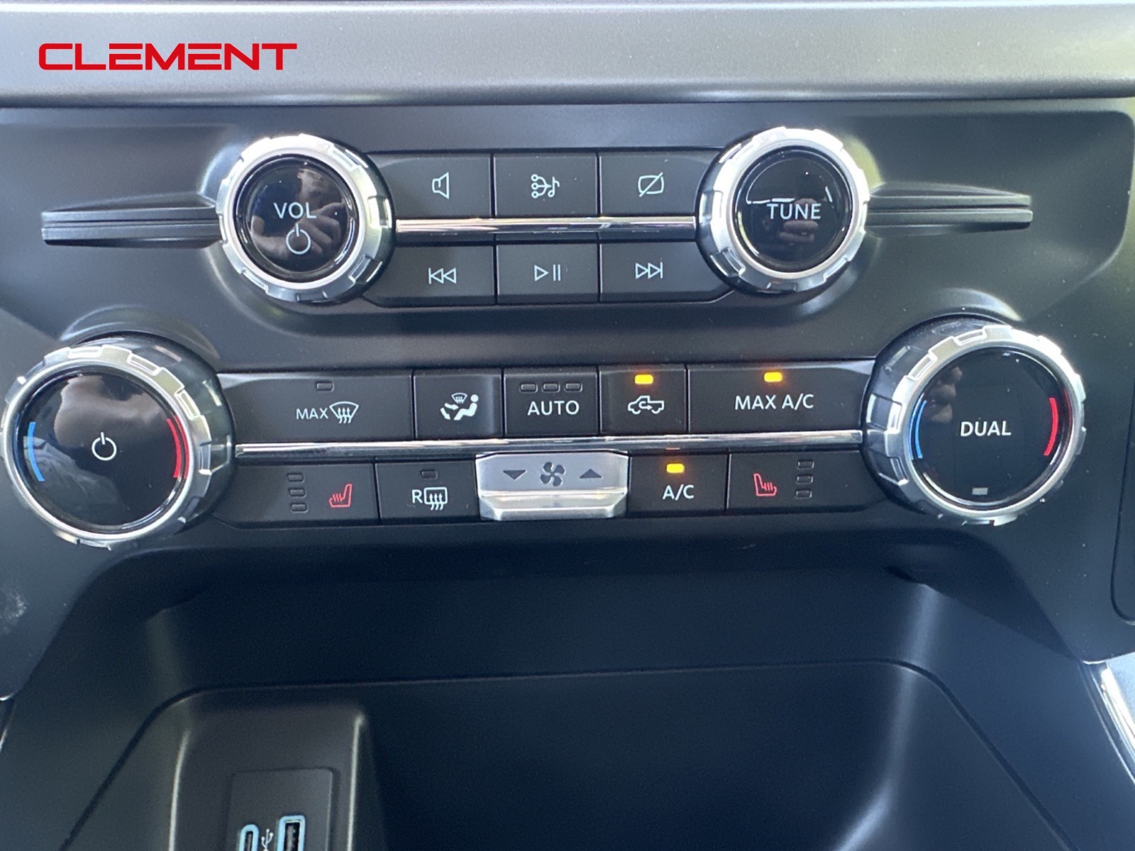 2024 Ford F-150 XLT photo 9