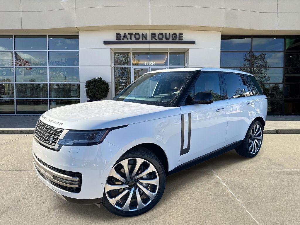 2026 Land Rover Range Rover SE's photo