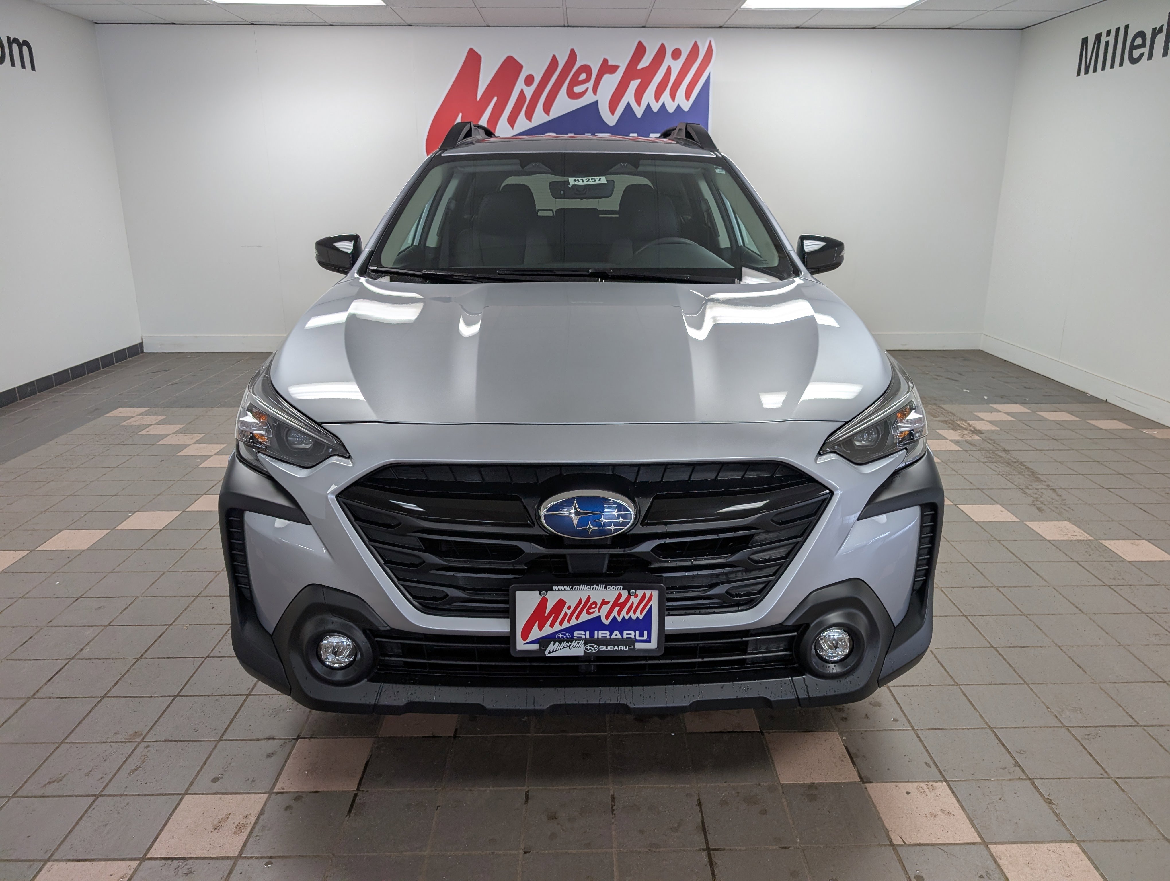 2025 Subaru Outback Onyx Edition photo 3