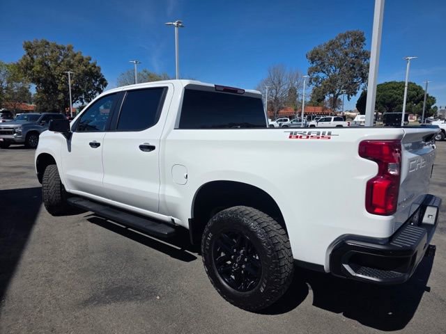 2024 Chevrolet Silverado 1500 LT Trail Boss photo 2