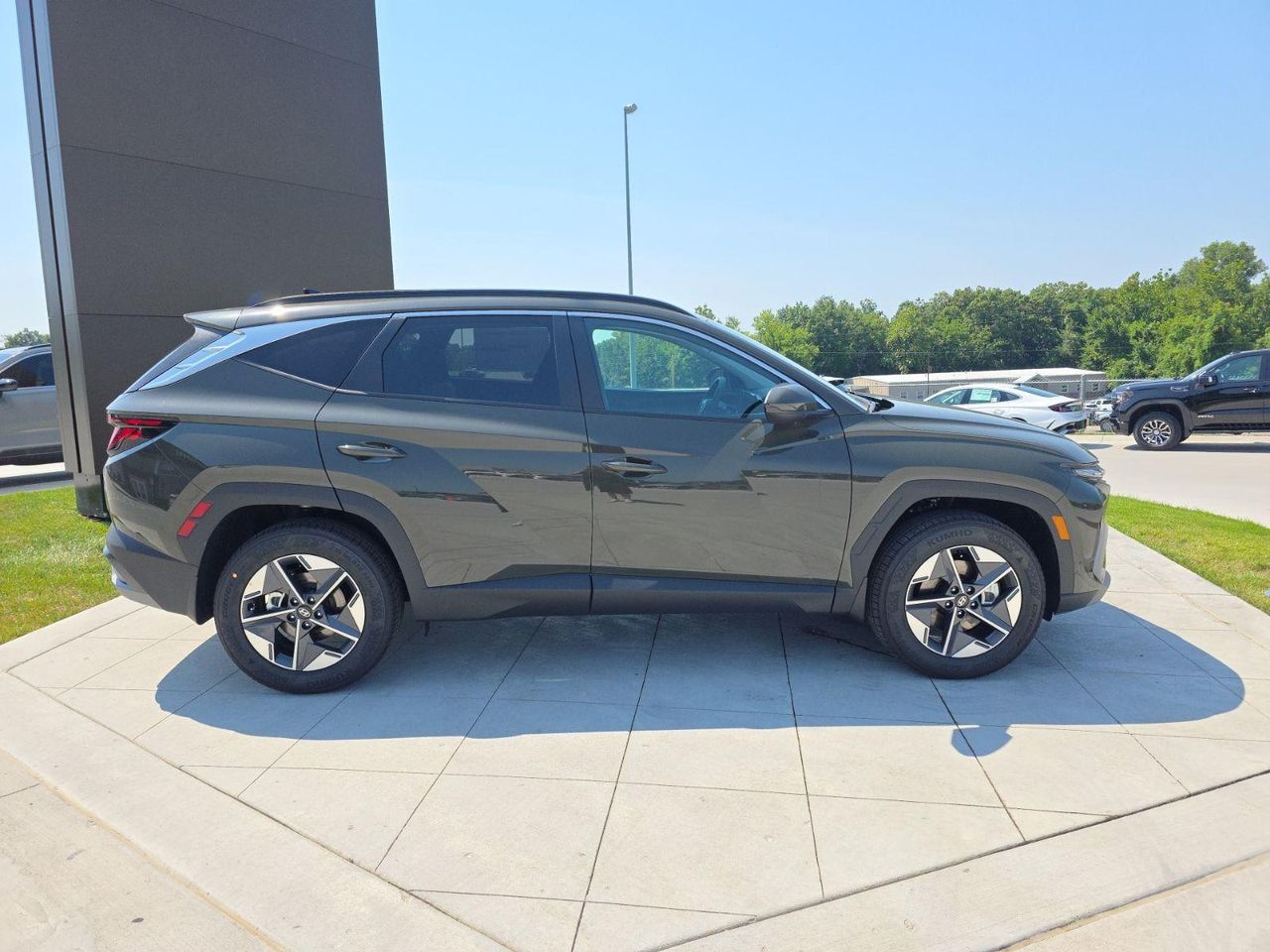 2025 Hyundai Tucson SEL photo 4
