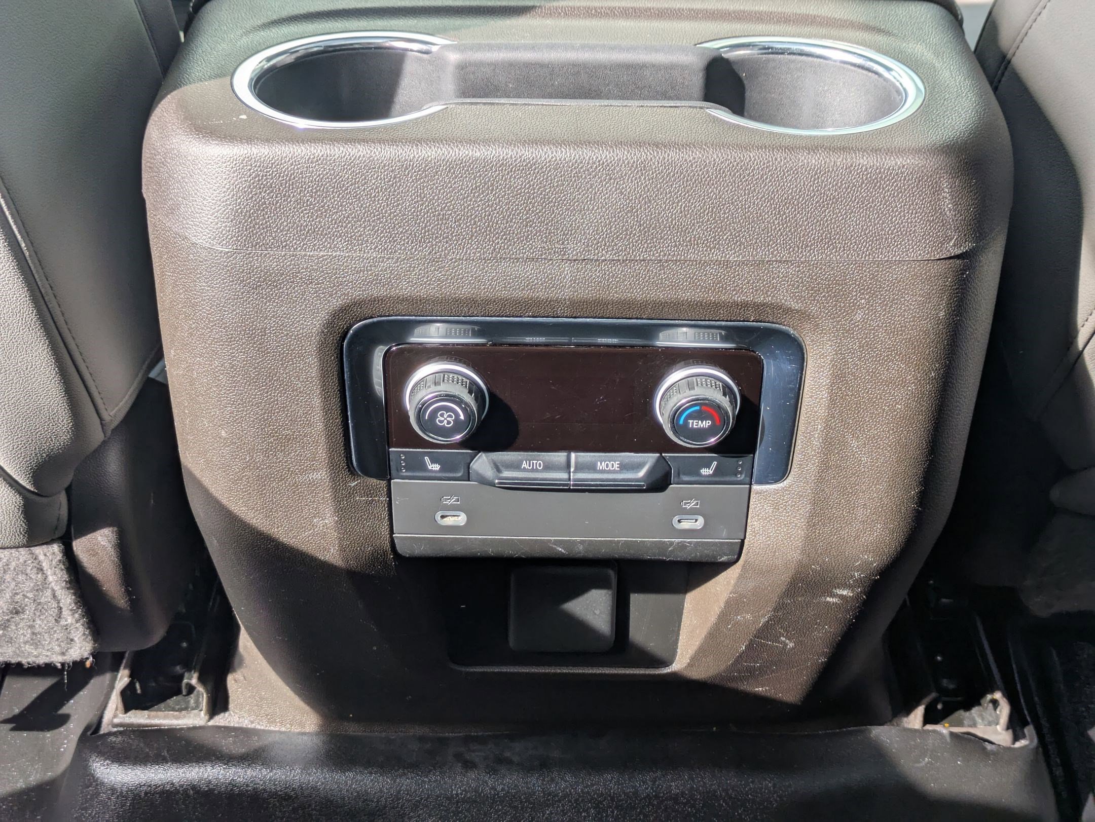 2022 Chevrolet Tahoe LT photo 25