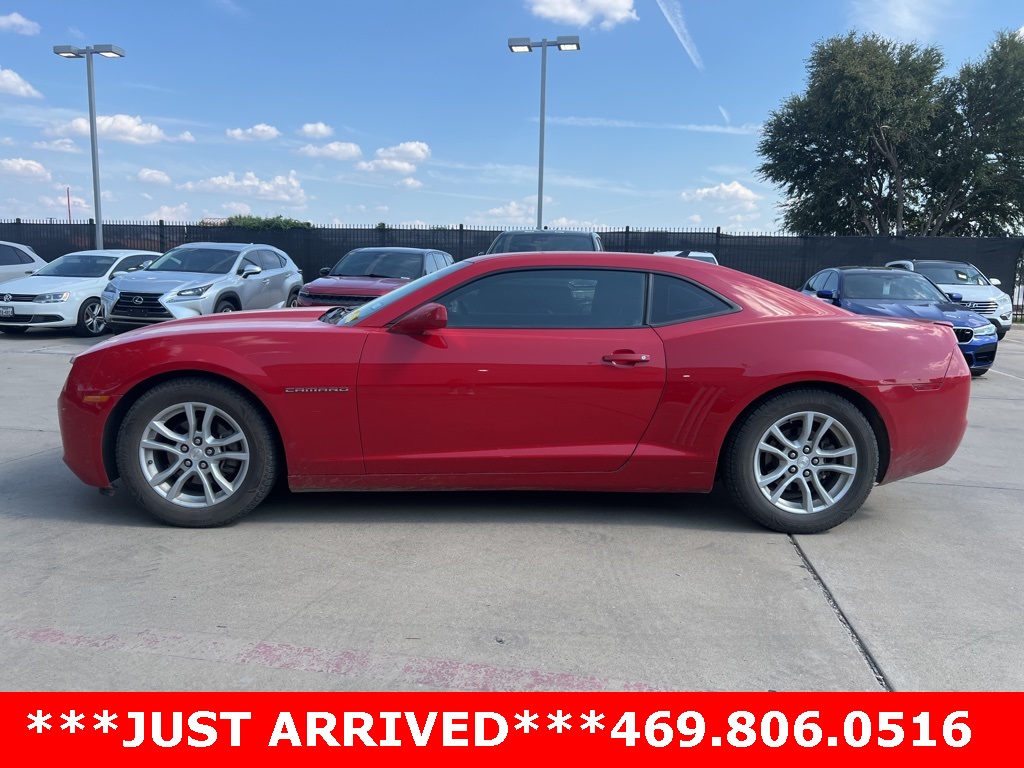 2013 Chevrolet Camaro 1LT photo 2