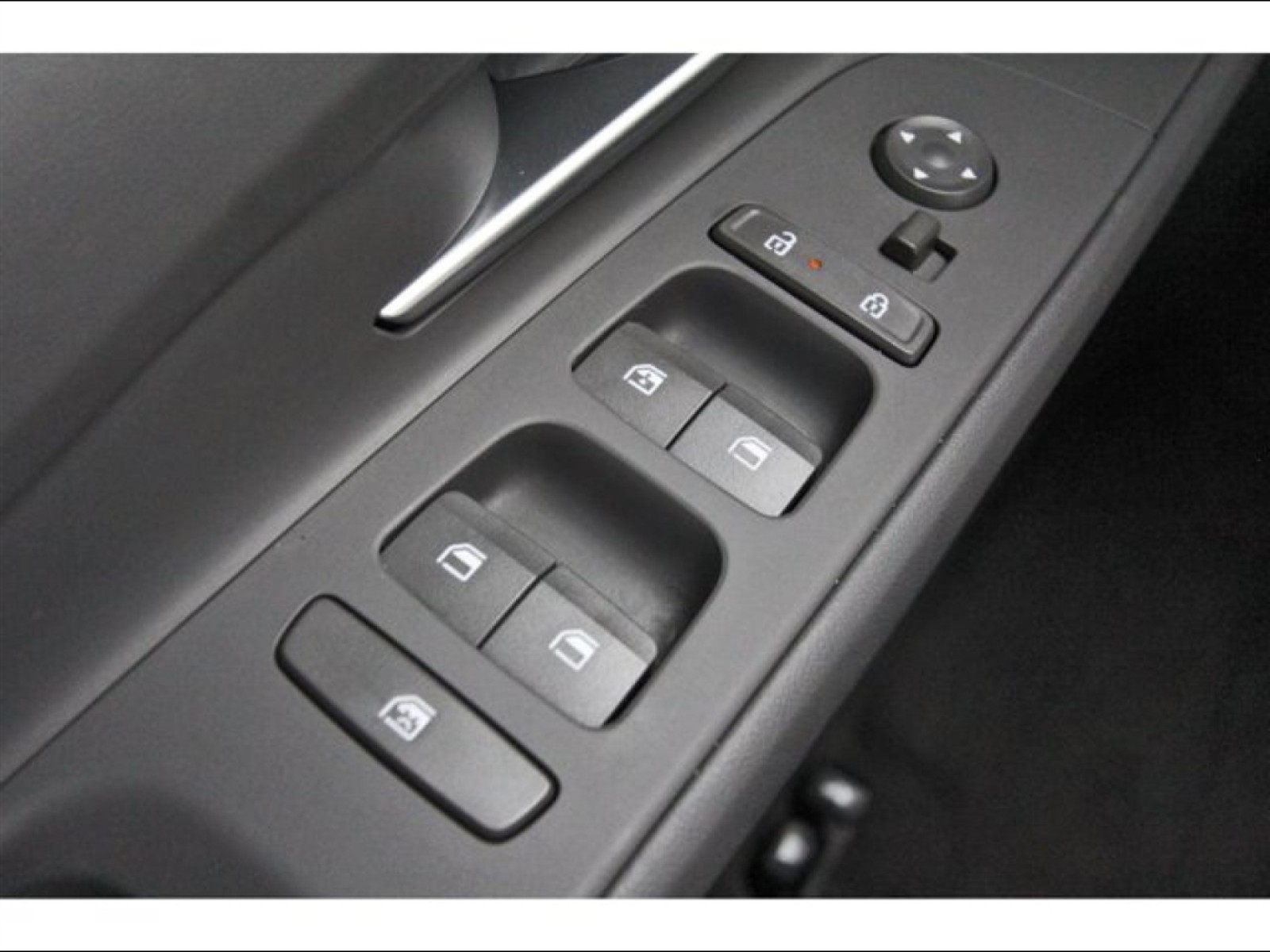 2024 Hyundai Elantra SEL White at Robbins Nissan